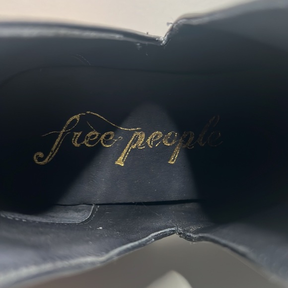 Free People - Charmed Double-V Ankle Bootie Women Size EU 37/US 7 - Picture 4 of 10